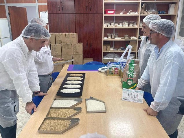 msn.com/recetas/noticias: Prodetur visita empresas arroceras en Isla Mayor con motivo del XXII Concurso de Recetas Caseras de Arroz